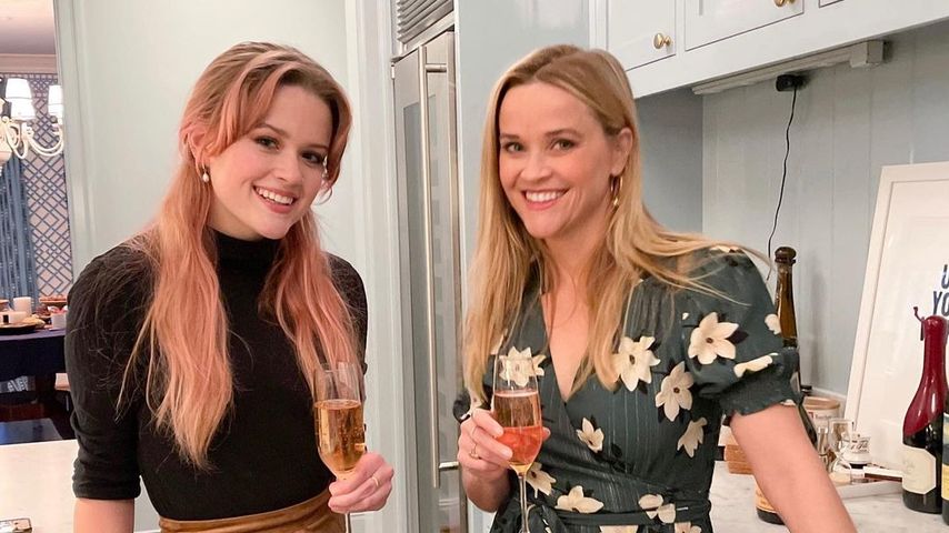 Ava Phillippe mit ihrer Mutter Reese Witherspoon, Februar 2022