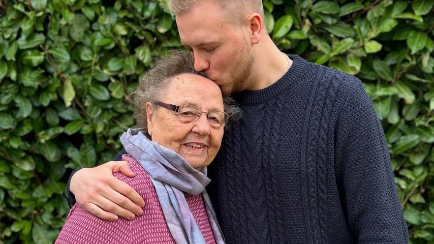 AviveHD mit seiner Oma