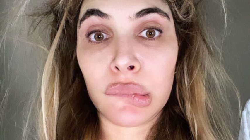 Ayda Field amüsiert mit einem ehrlichen Morgen-Selfie!