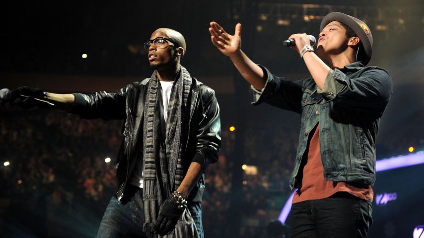 B.o.B und Bruno Mars bei Z100s Jingle Ball in New York City, Dezember 2010
