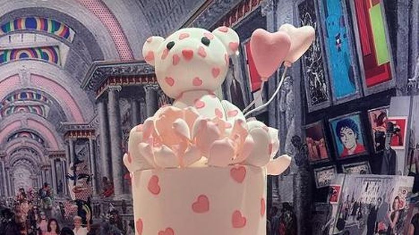 Baby-Torte von Ashley Benson und Brandon Davis