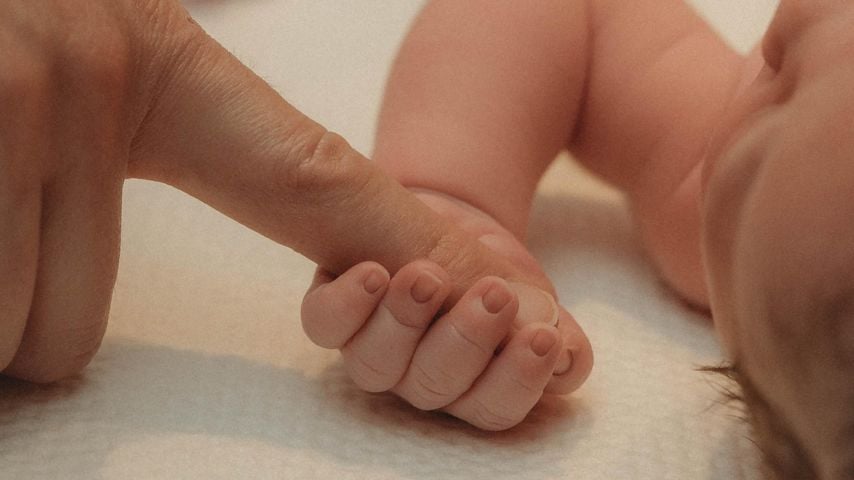 Baby von Candice King und der Finger von Steven Krueger, 2026