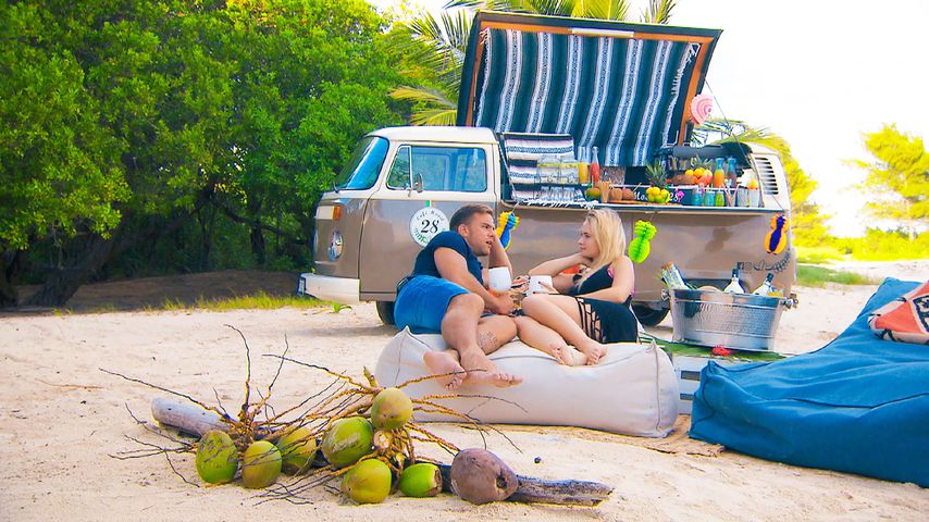 Bachelor Basti Preuss beim Einzeldate mit Denise-Jessica