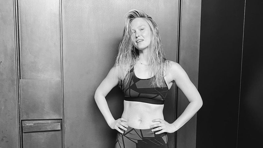 Bar Refaeli zeigt drei Monate nach Geburt ihre Bauchmuskeln