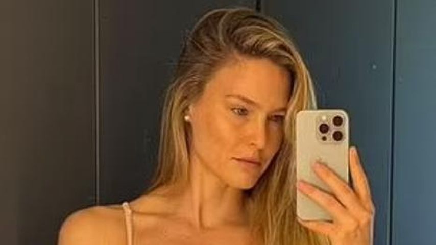 Sexy: Bar Refaeli überrascht Fans mit Unterwäsche-Selfie!