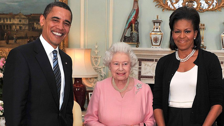 Wie süß! Barack Obama überrascht Michelle auf Buch-Tour