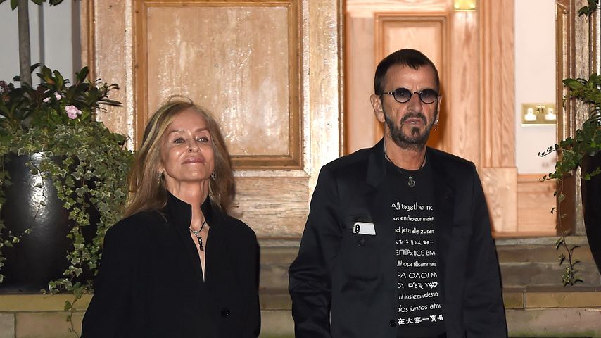 Barbara Bach und Ringo Starr vor den Abbey Road Studios im September 2019