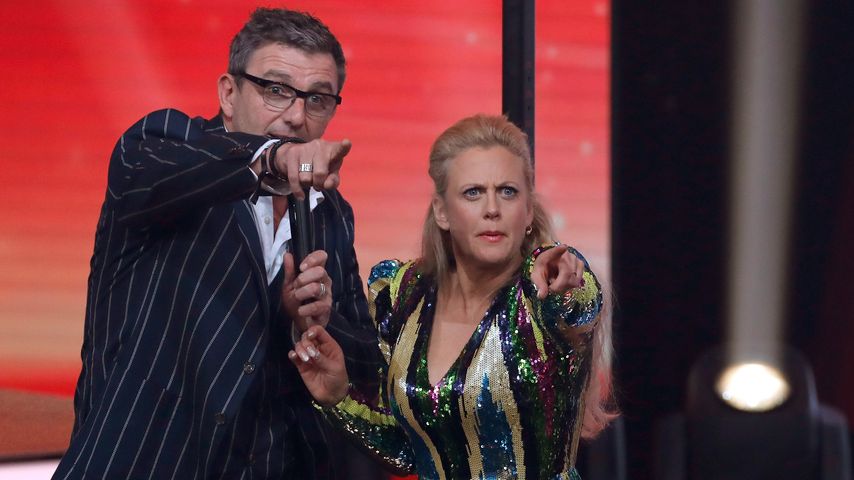 Unangenehm: Barbara Schöneberger kämpfte im TV mit Tonpanne