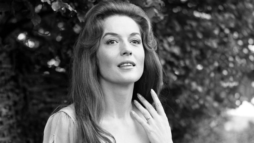 Covid-erkrankte Horrorfilm-Diva Barbara Shelley verstorben