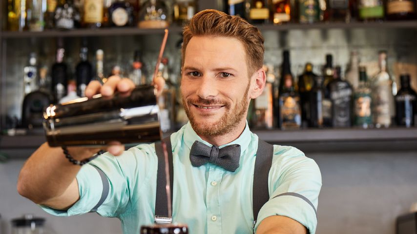 "First Dates Hotel"-Barkeeper Rocco, 2021