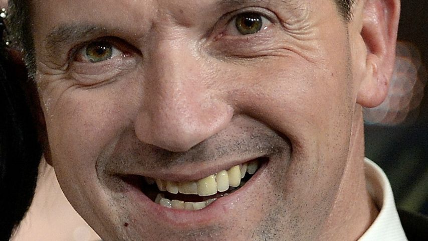 So hat Bauer Josef Narumol zum 9. Hochzeitstag überrascht!