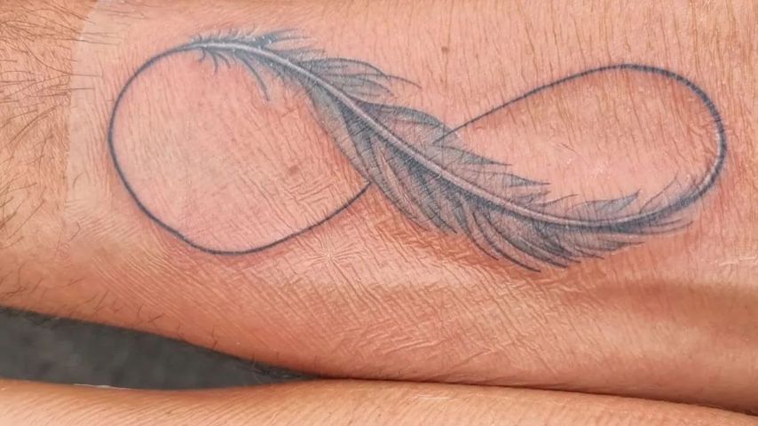 "Bauer sucht Frau International"-Herberts Liebestattoo