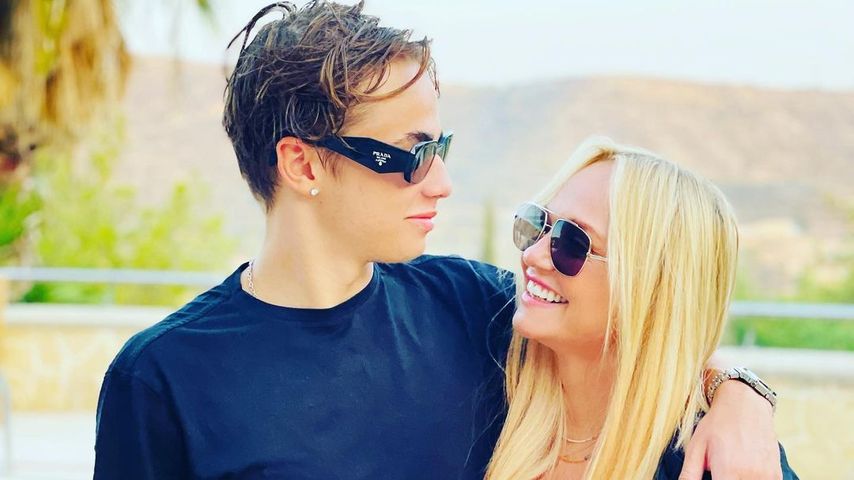 Beau Bunton Jones mit seiner Mutter Emma Bunton