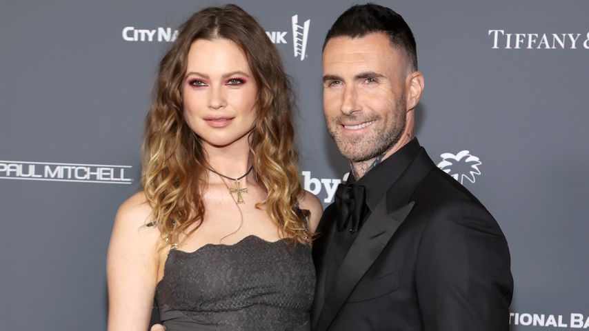 Behati Prinsloo und Adam Levine, November 2021