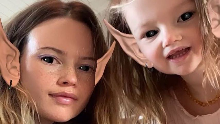 Behati Prinsloo und ihre Tochter Gio Grace, 2021