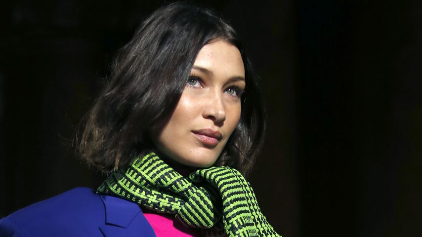 Bella Hadid auf der Paris Fashion Week