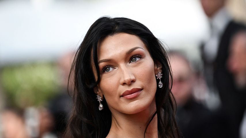 Bella Hadid, Model