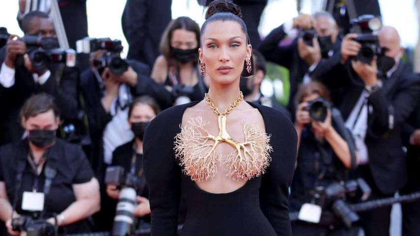 Model Bella Hadid in Cannes, Juli 2021