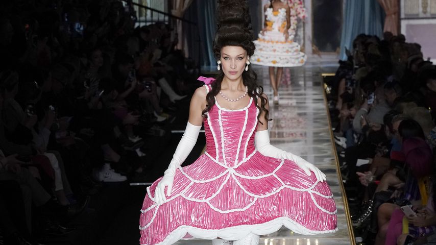 Bella Hadid auf der Fashion Week in Mailand, 2020