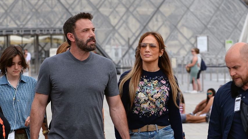Ben Affleck mit seinem Kind Fin und Jennifer Lopez