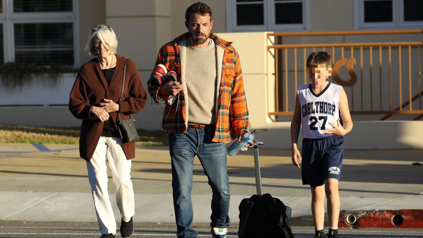 So lässig holt Ben Affleck seinen Sohn vom Basketball ab