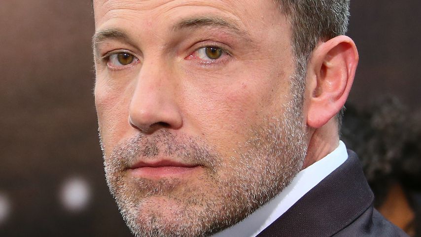 Ben Affleck schnauzt Paparazzi wegen seiner Freundin Ana an!