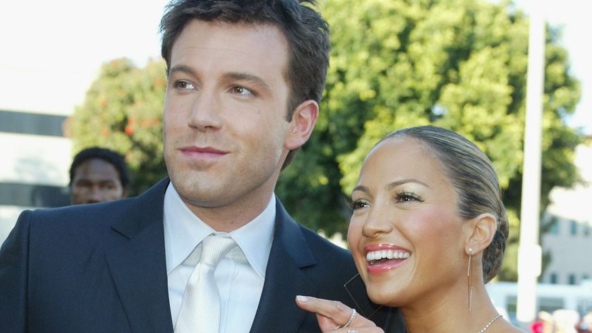 Ben Affleck und Jennifer Lopez bei einer Premiere im Jahr 2003