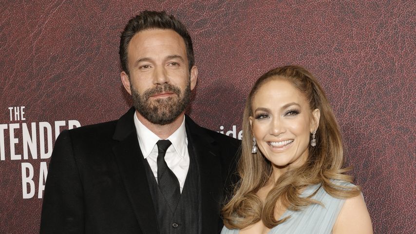 Schauspieler Ben Affleck mit seiner Verlobten Jennifer Lopez