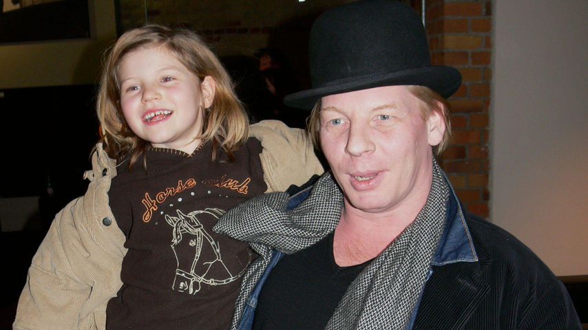 Ben Becker mit Tochter Lilith auf einer Filmpremiere im März 2007