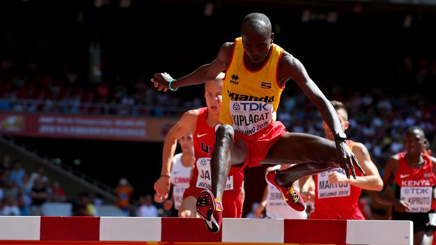 Benjamin Kiplagat, Langstreckenläufer