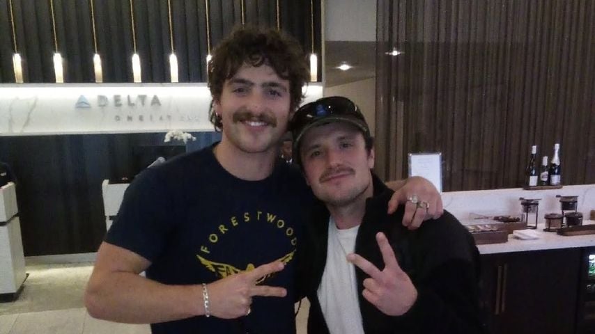 Benson Boone mit Josh Hutcherson, Februar 2026