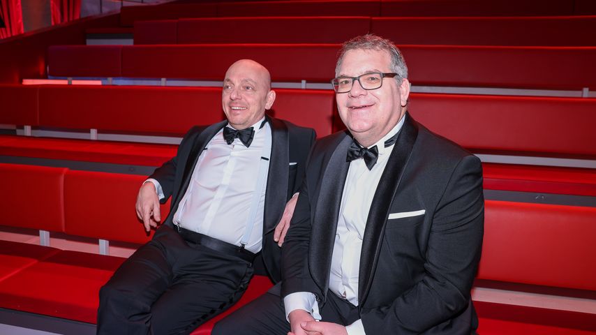 Bernhard Hoëcker und Elton, "Wer weiß denn sowas?"-Stars