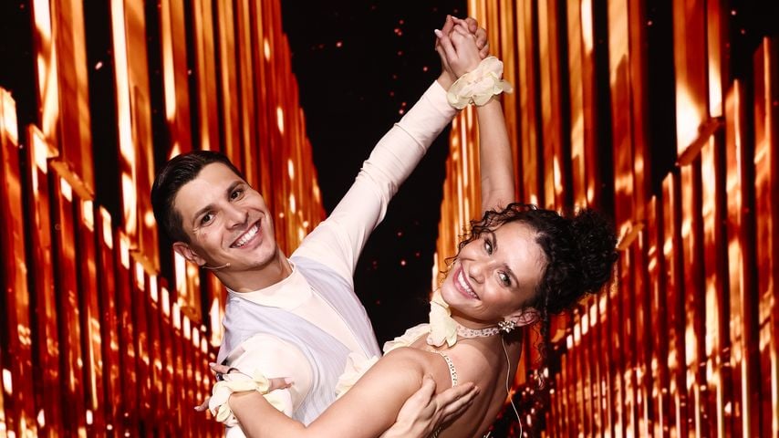 Betty Taube und Alexandru Ionel bei der Premiere der 19. Staffel von "Let's Dance" in den MMC Studios in Köln