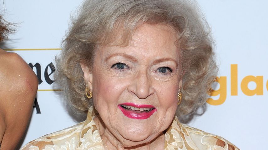 Betty White im April 2012 in Los Angeles