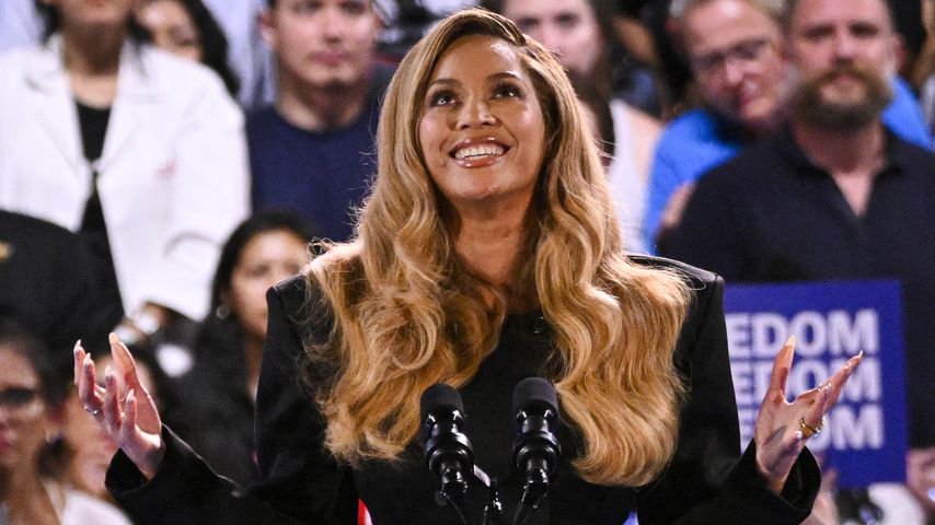 Beyoncé bei einer Wahlkampfkundgebung für Kamala Harris in Houston
