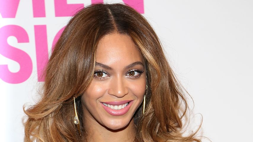 Haariges Experiment: Beyoncé zeigt Kreppfrisur