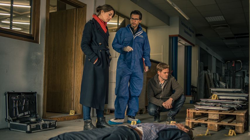 Bianca Hein, Florian Odendahl und Joscha Kiefer in "SOKO München"