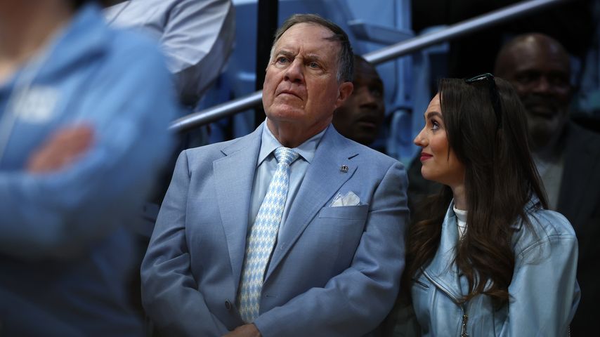 Eile wegen Flug: Bill Belichick schwitzt seinen Hoodie nass