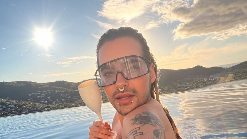 Im Pool: Bill Kaulitz teilt freizügigen Neujahrsgruß