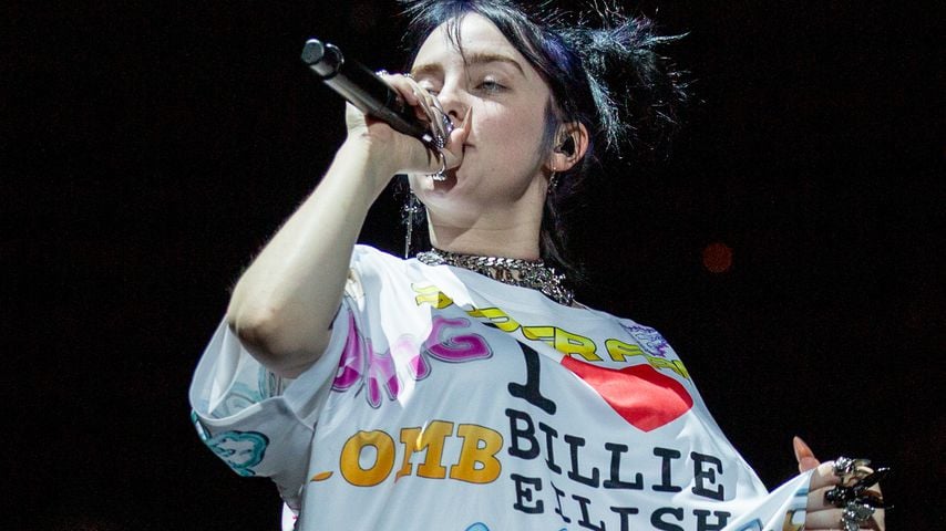 Darum trägt die schlanke Billie Eilish immer Baggy-Kleidung