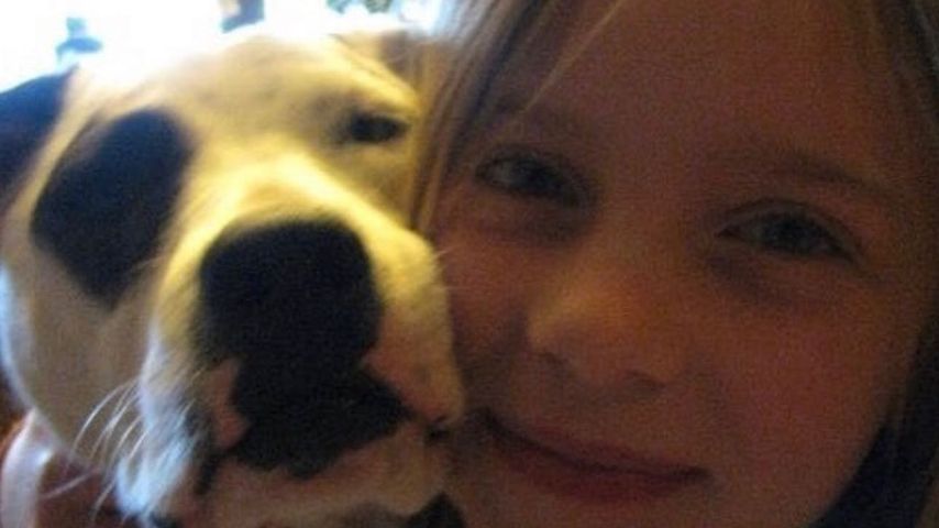 Billie Eilish mit ihrem Hund Pepper