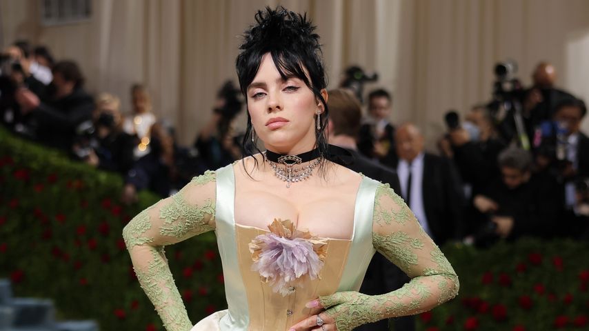 Billie Eilish, Sängerin