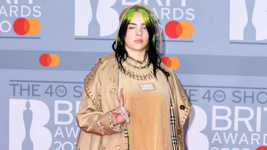 Sängerin Billie Eilish auf dem roten Teppich