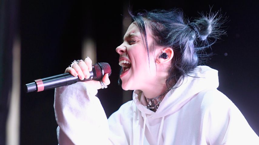 Doch nicht geklaut: Billie Eilish kriegt Ring von Fan wieder