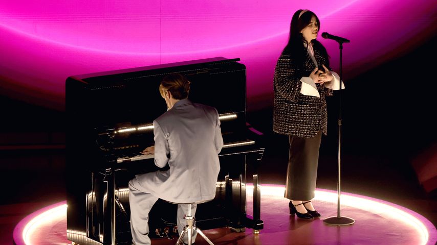 Publikum rastet aus: Billie Eilish rührt Oscars zu Tränen!