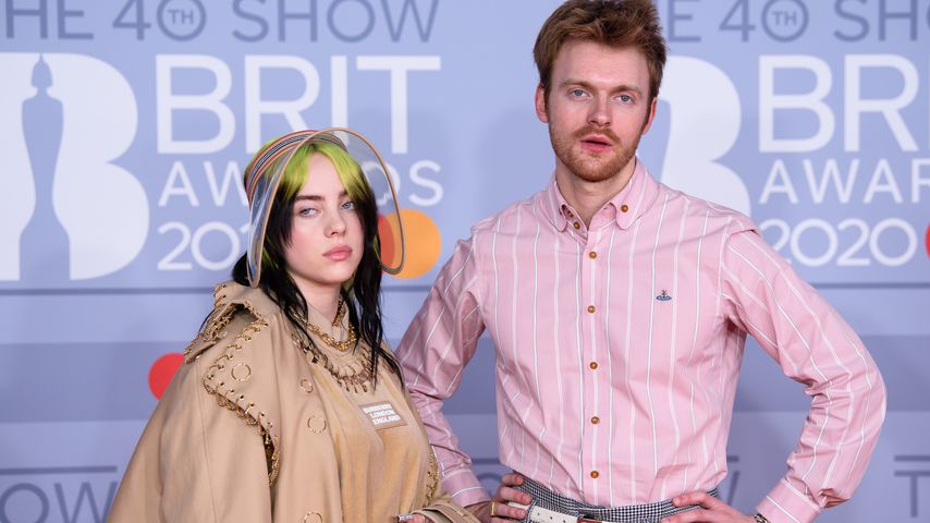 Billie Eilish und ihr Bruder Finneas O'Connell bei den Brit Awards im Jahr 2020
