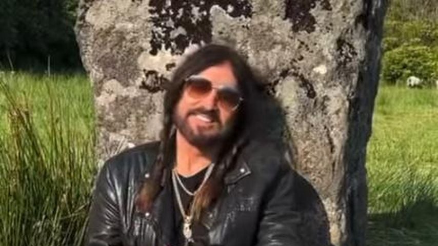 Billy Ray Cyrus, Sänger