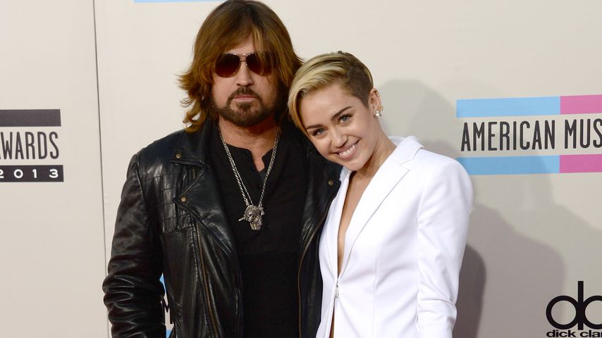 Billy Ray und Miley Cyrus im November 2013