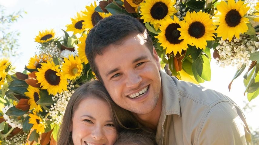 Bindi Irwin, Chandler Powell und ihre Tochter Grace, 2025