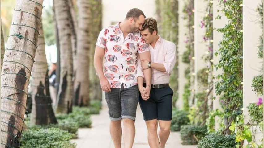 Disney-Star Garrett Clayton hat seinen Freund geheiratet